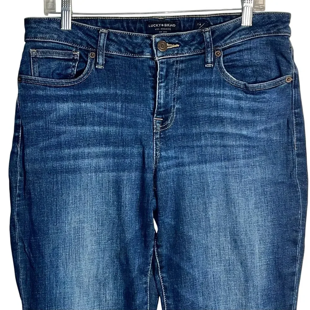 Lucky Brand Lolita Low Rise Bootcut Jeans Size 14/32 Regular - Picture 2 of 7